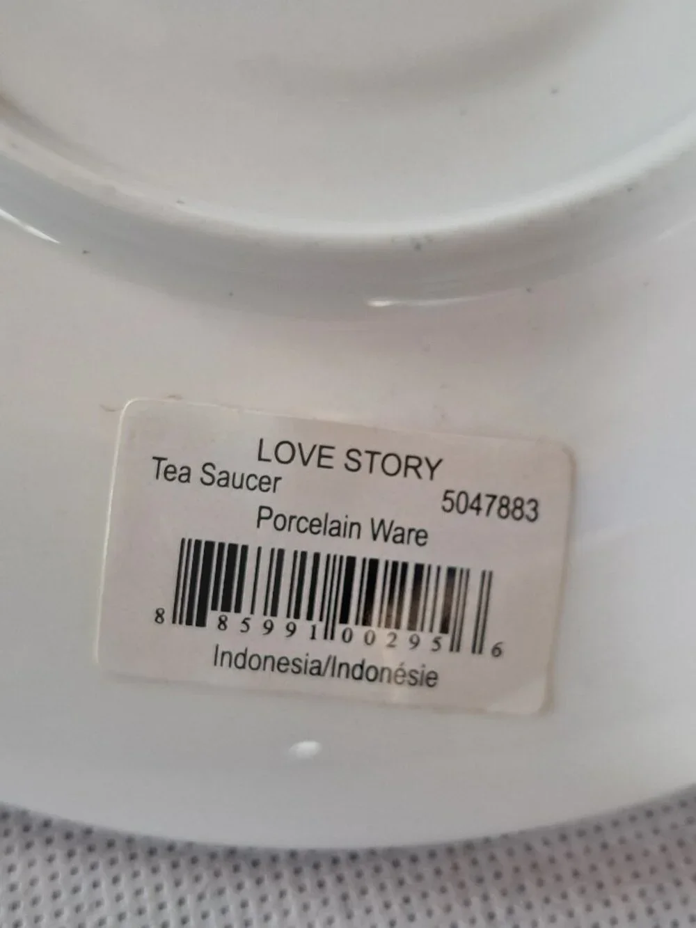 New Mikasa China Tea Cup and Saucer Love Story pattern